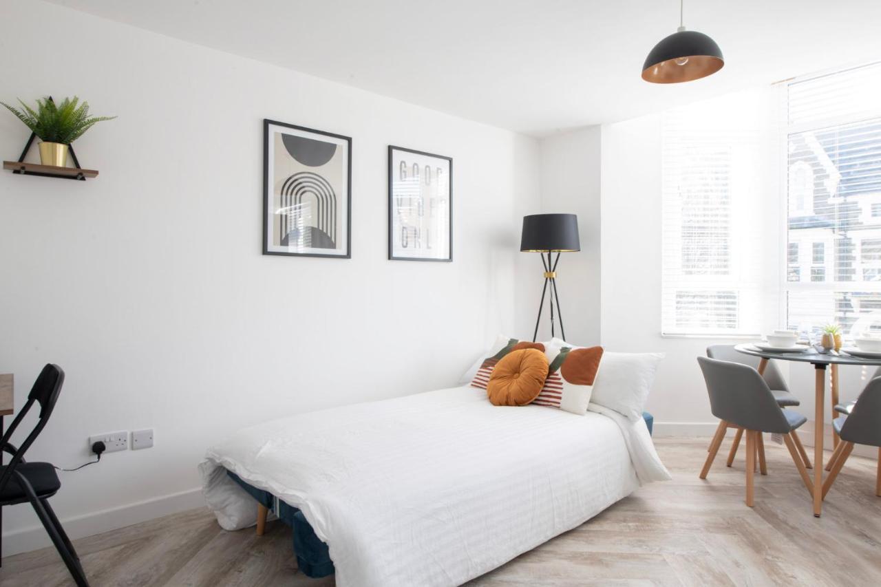 Ferienwohnung Connaught House - City Centre - Free Parking & Wi-Fi Cardiff Exterior foto